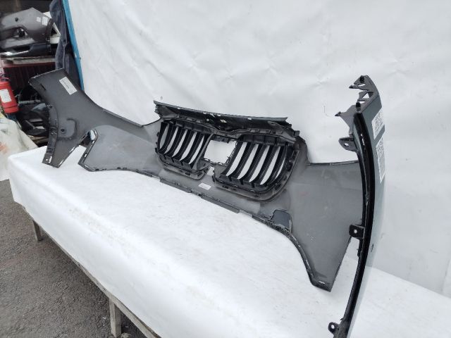 bontott BMW X1 Első Lökhárító (Üresen)