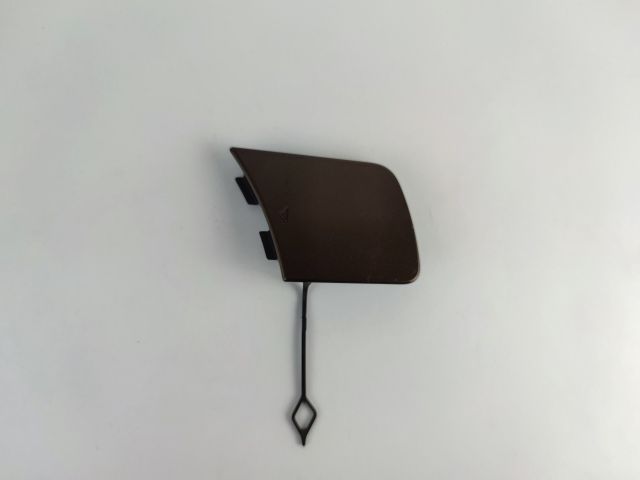 bontott BMW X1 Első Vonószem Burkolat