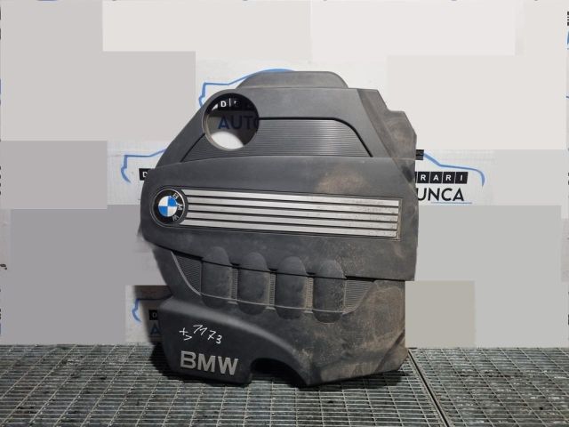 bontott BMW X1 Felső Hűtőburkolat