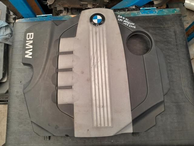 bontott BMW X1 Felső Hűtőburkolat