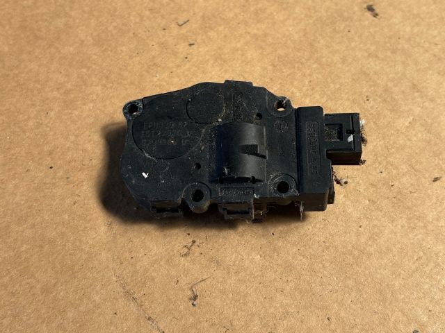 bontott BMW X1 Fűtés Állító Motor