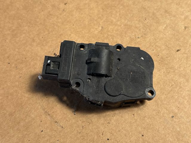 bontott BMW X1 Fűtés Állító Motor