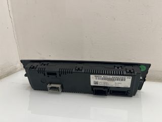 bontott BMW X1 Fűtéskapcsoló (digit klímás)