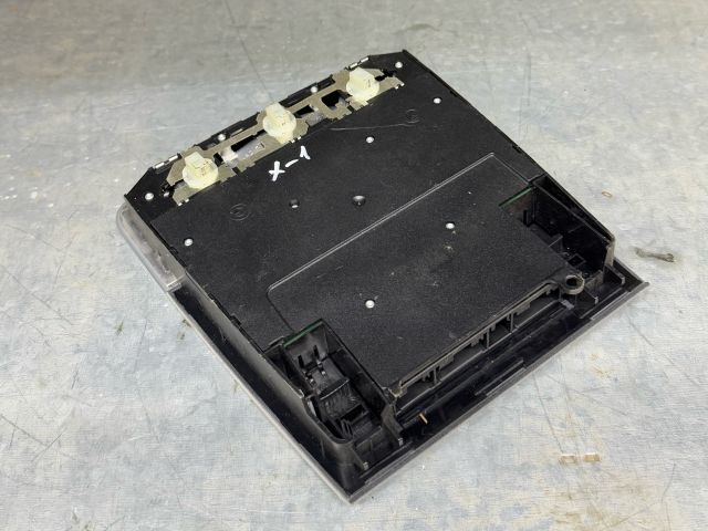 bontott BMW X1 Fűtéskapcsoló (manuális klímás)