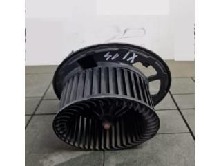 bontott BMW X1 Fűtőmotor (Klímás)