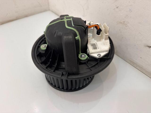 bontott BMW X1 Fűtőmotor (Klímás)