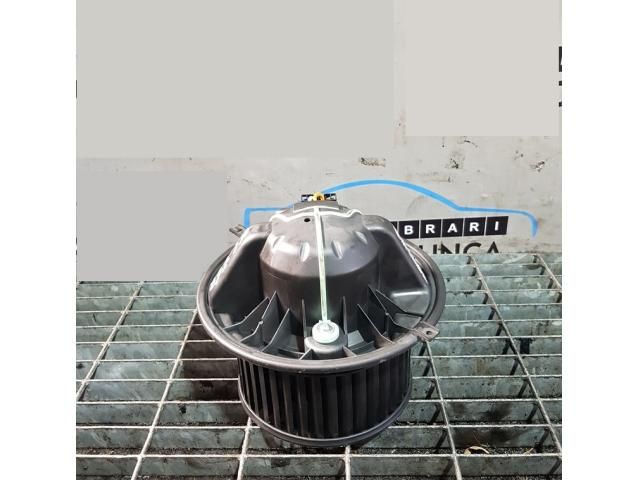 bontott BMW X1 Fűtőmotor (Klímás)