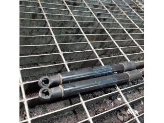 bontott BMW X1 Gázrugós Kitámasztó Teleszkóp Motorháztető