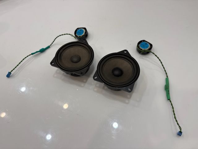 bontott BMW X1 Hangszóró Szett