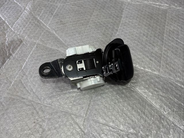 bontott BMW X1 Hátsó középső Biztonsági Öv