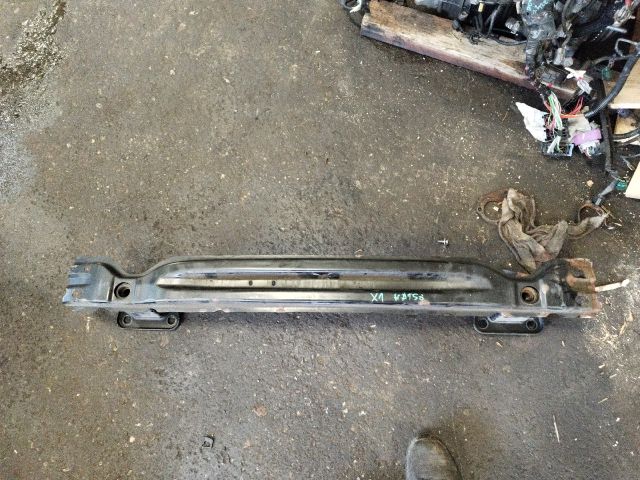 bontott BMW X1 Hátsó Lökhárító Merevítő (Fém)