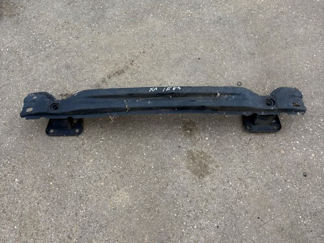 bontott BMW X1 Hátsó Lökhárító Merevítő (Fém)