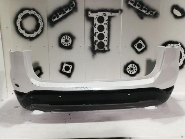 bontott BMW X1 Hátsó Lökhárító (Üresen)