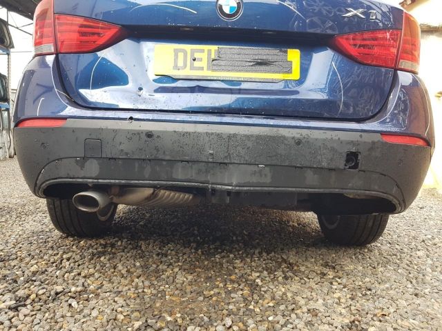 bontott BMW X1 Hátsó Lökhárító (Üresen)