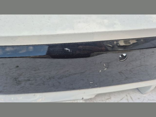 bontott BMW X1 Hátsó Lökhárító (Üresen)