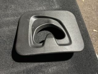 bontott BMW X1 Hátsó Tetőkárpit Takarófedél