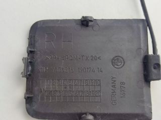 bontott BMW X1 Hátsó Vonószem Burkolat