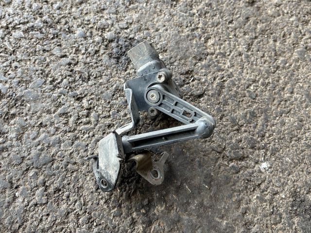 bontott BMW X1 Hátsó Xenon Szintszabályzó Jeladó