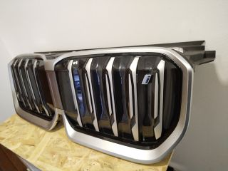 bontott BMW X1 Hűtőrács