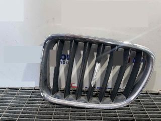 bontott BMW X1 Hűtőrács