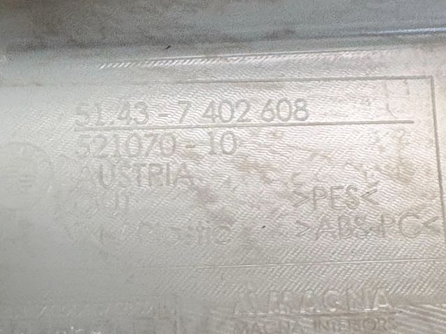 bontott BMW X1 Jobb A Oszlop Burkolat