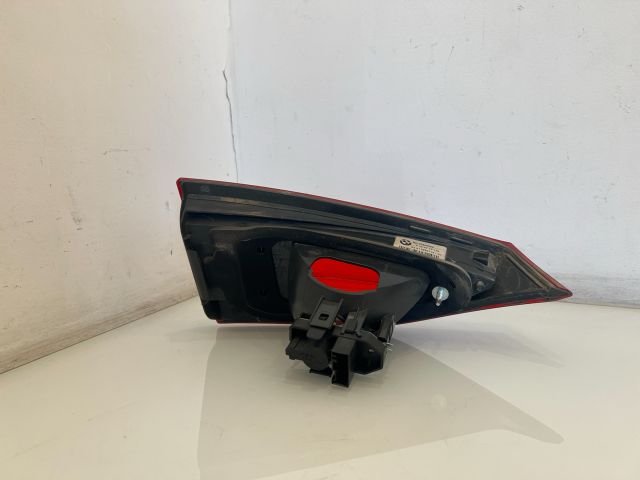 bontott BMW X1 Jobb Belső Hátsó Lámpa