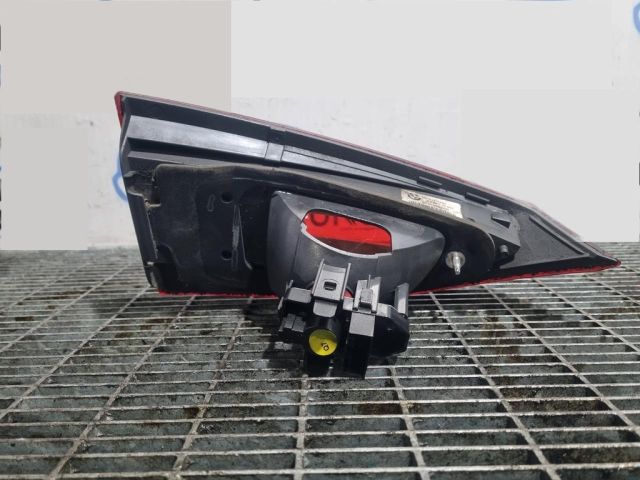 bontott BMW X1 Jobb Belső Hátsó Lámpa