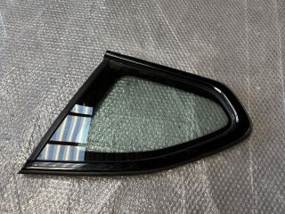 bontott BMW X1 Jobb C Oszlop Oldalablak Üveg