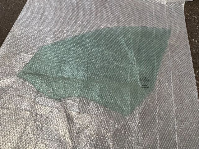 bontott BMW X1 Jobb első Ablak