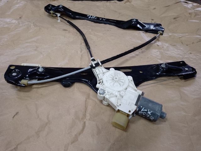 bontott BMW X1 Jobb első Ablakemelő Szerkezet (Elektromos)