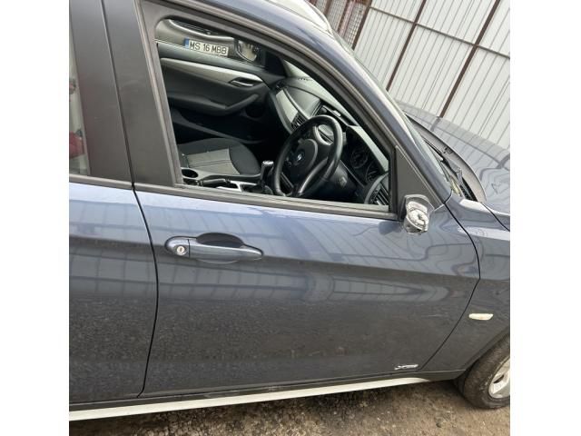 bontott BMW X1 Jobb első Ajtó (Üres lemez)