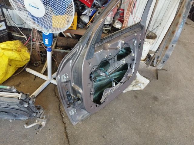 bontott BMW X1 Jobb első Ajtó (Üres lemez)