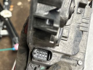 bontott BMW X1 Jobb első Ajtózár