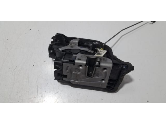 bontott BMW X1 Jobb első Ajtózár