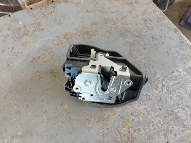 bontott BMW X1 Jobb első Ajtózár