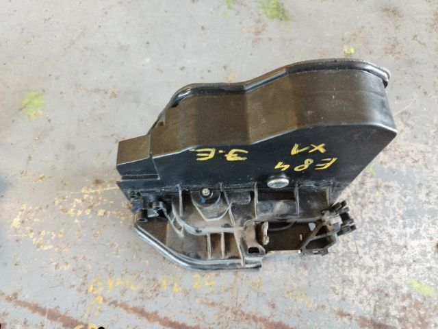 bontott BMW X1 Jobb első Ajtózár