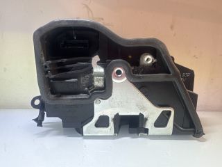 bontott BMW X1 Jobb első Ajtózár