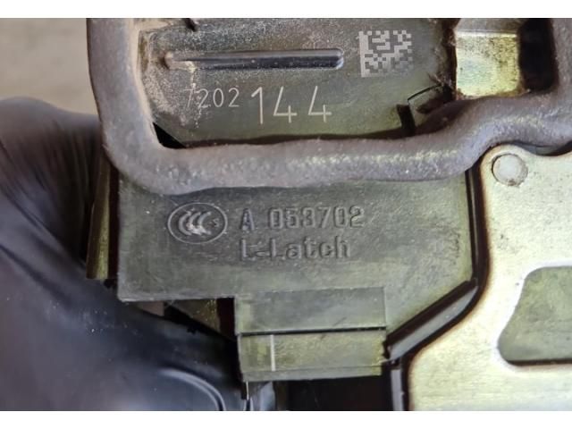 bontott BMW X1 Jobb első Ajtózár