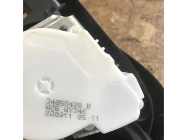 bontott BMW X1 Jobb első Biztonsági Öv