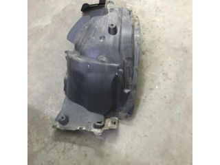 bontott BMW X1 Jobb első Dobbetét (Kerékjárati, Műanyag)