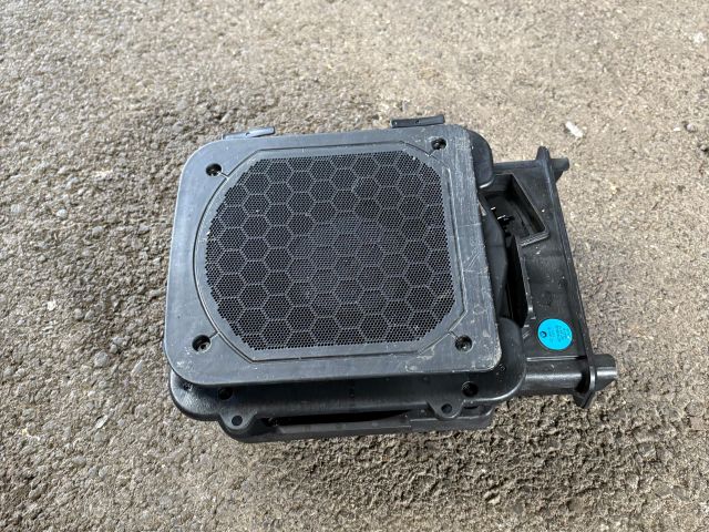 bontott BMW X1 Jobb első Hangszóró