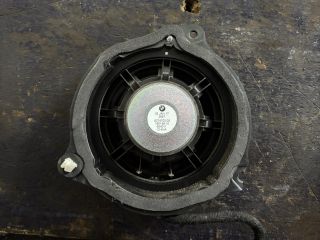 bontott BMW X1 Jobb első Hangszóró