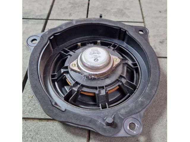 bontott BMW X1 Jobb első Hangszóró