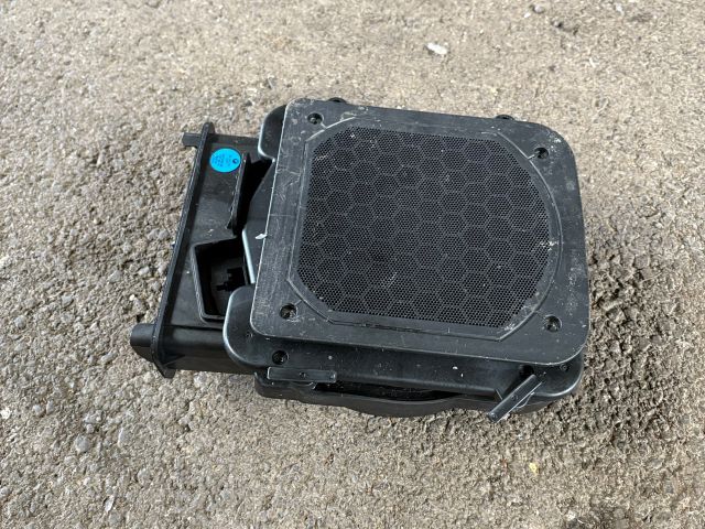bontott BMW X1 Jobb első Hangszóró