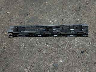 bontott BMW X1 Jobb első Küszöb Tartó