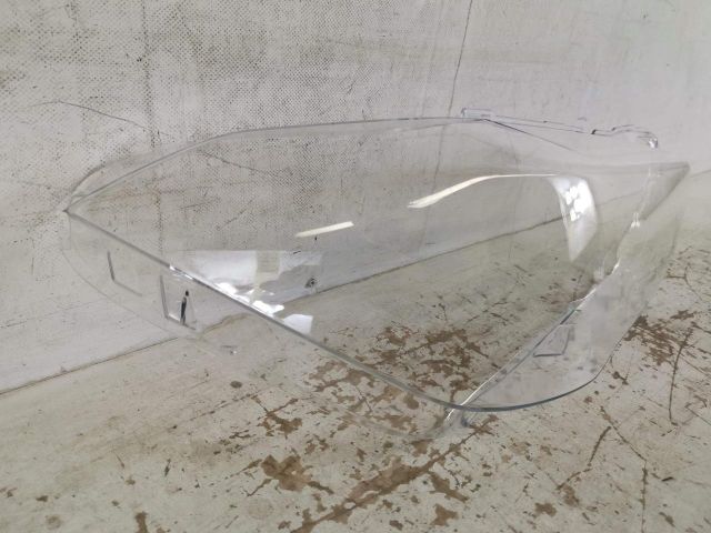 bontott BMW X1 Jobb első Lámpabúra