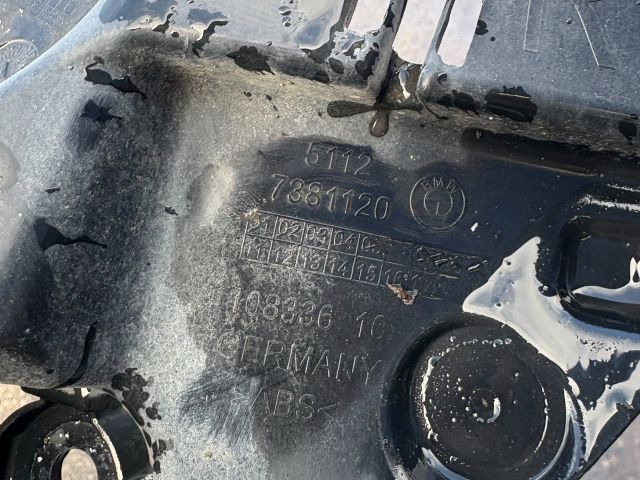 bontott BMW X1 Jobb első Oldal Lökhárító Tartó (Műanyag)