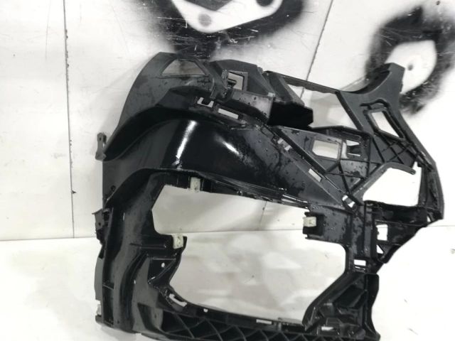 bontott BMW X1 Jobb első Oldal Lökhárító Tartó (Műanyag)