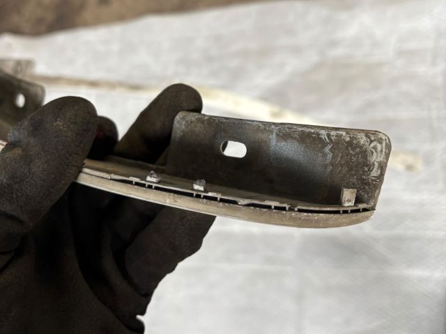 bontott BMW X1 Jobb első Sárvédő Díszléc