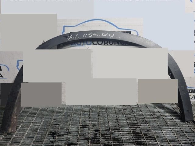 bontott BMW X1 Jobb első Sárvédő Szélesítő